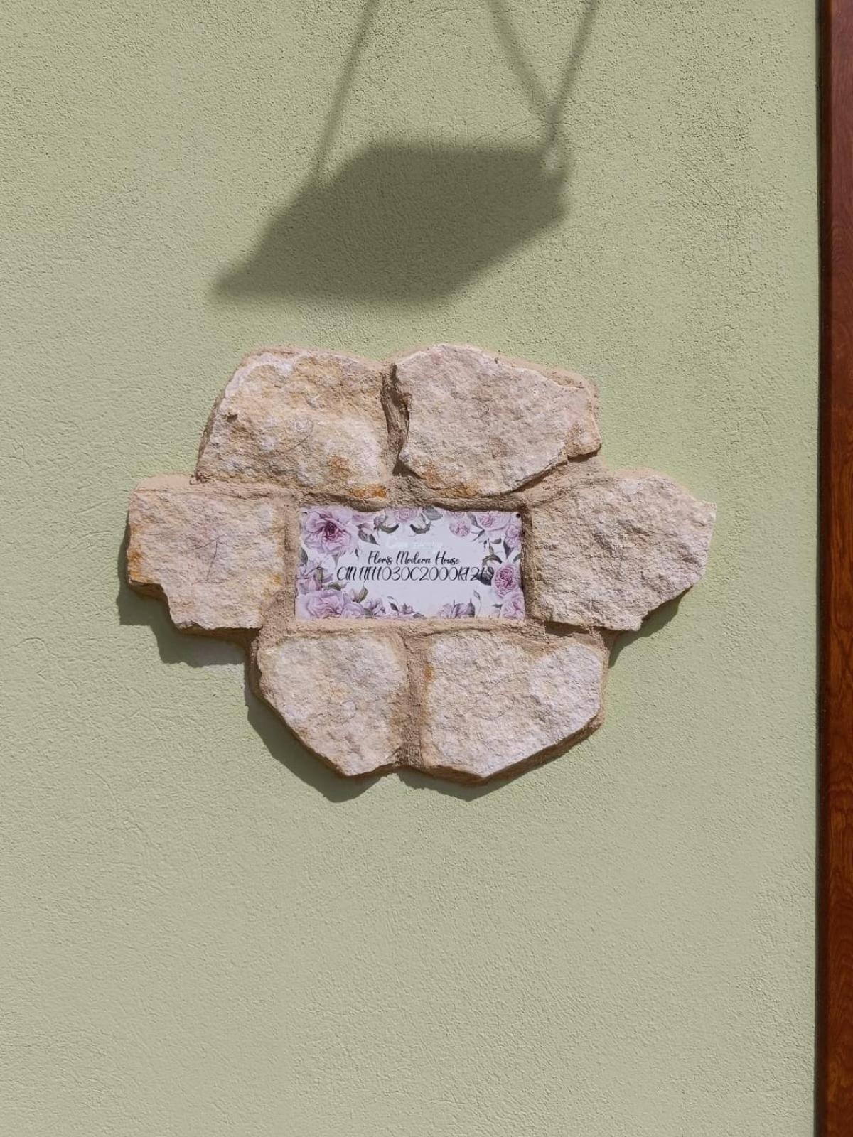 Floris Modern House Apartman Gonnesa Kültér fotó